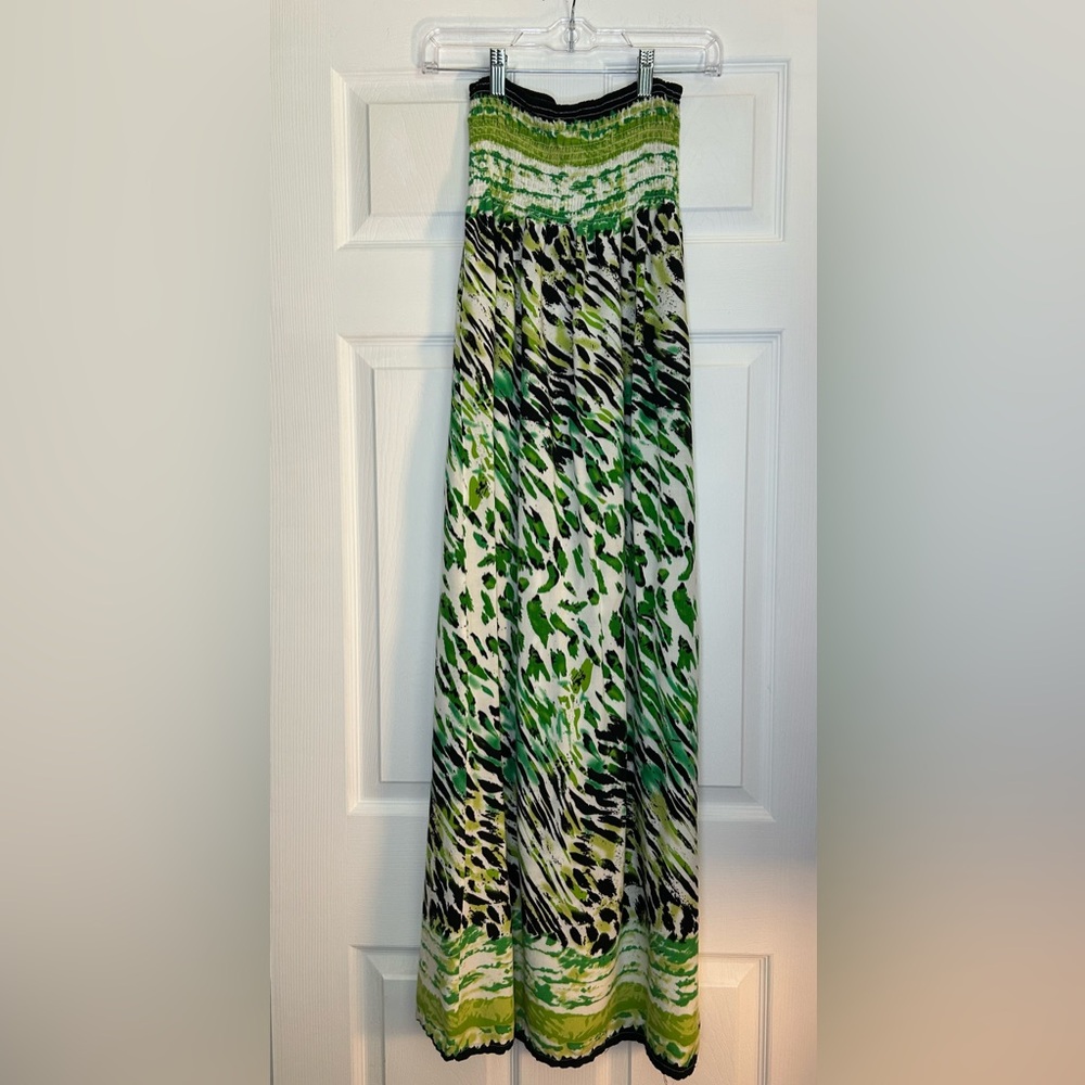 Milano Strapless Dress with Green, Black, and White Pattern